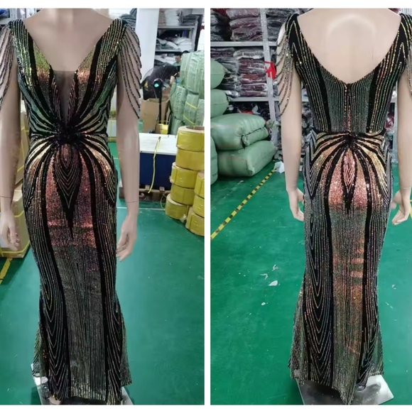 Stunning Metallic Evening Dress with Sequin Detail - Picture 16 of 16